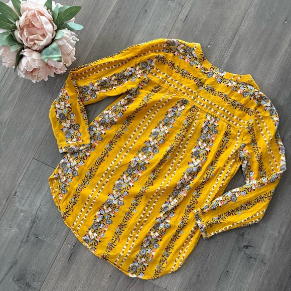 Old Navy Mustard Yellow Floral Long Sleeve Blouse - Picture 6 of 6